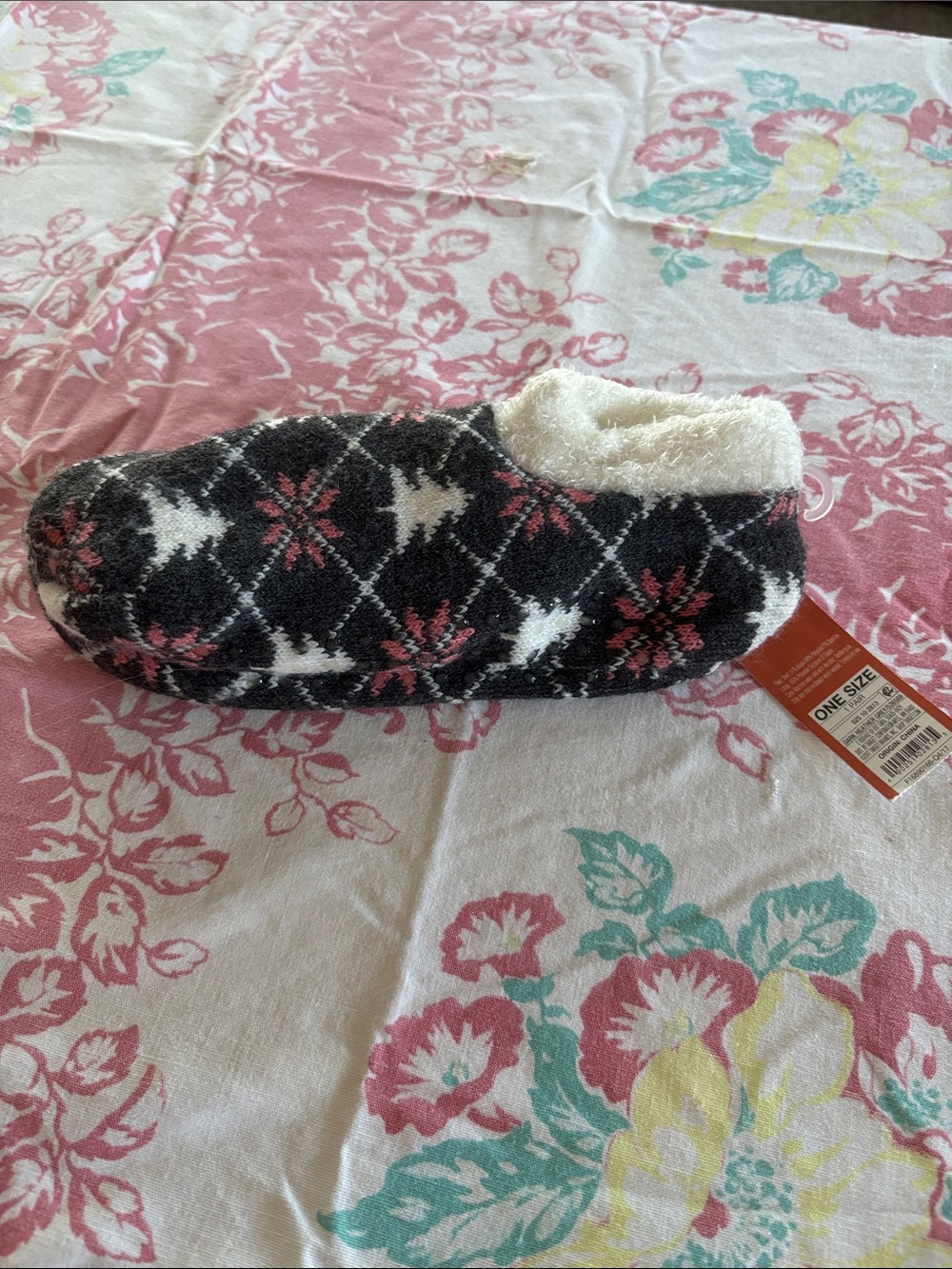 Gilligan & O'Malley Black, White & Pink Fair Isle Fleece-Lined Slipper Socks